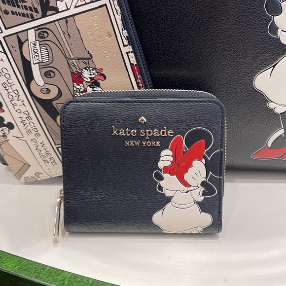 Kate Spade Disney X Kate Spade New York Minnie Mouse Zip Around Wallet
Black Mlt - Picture 4 of 16